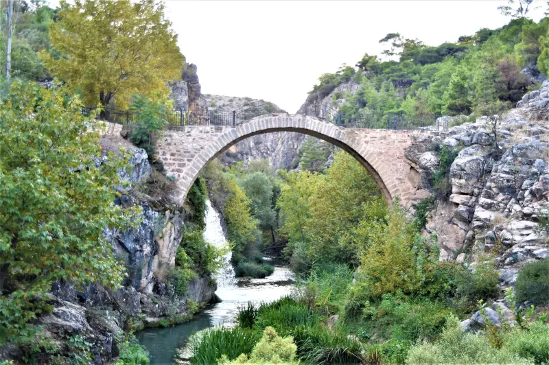 Karahallı